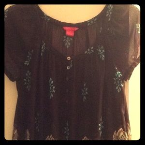 Pretty Sheer Sunny Leigh Top